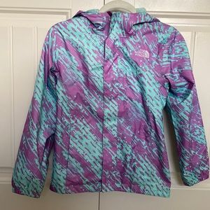 NWOT Girls North Face rain jacket/outer shell size M